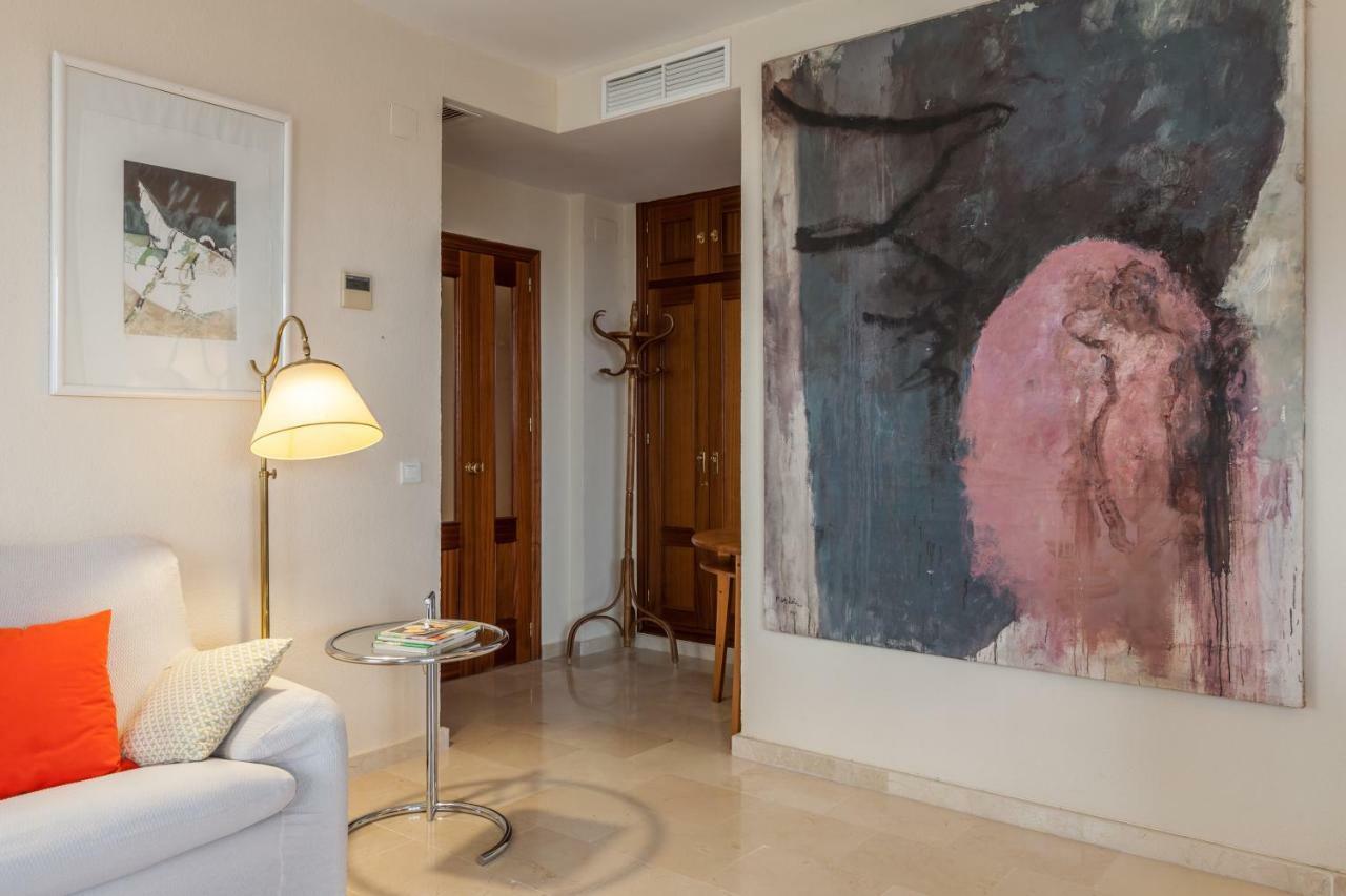 Mairena Superior Apartment